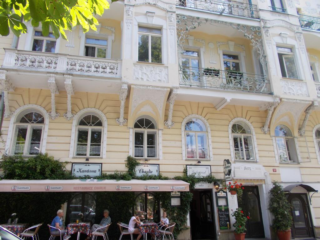 Edward Apartment Marianske Lazne Bagian luar foto